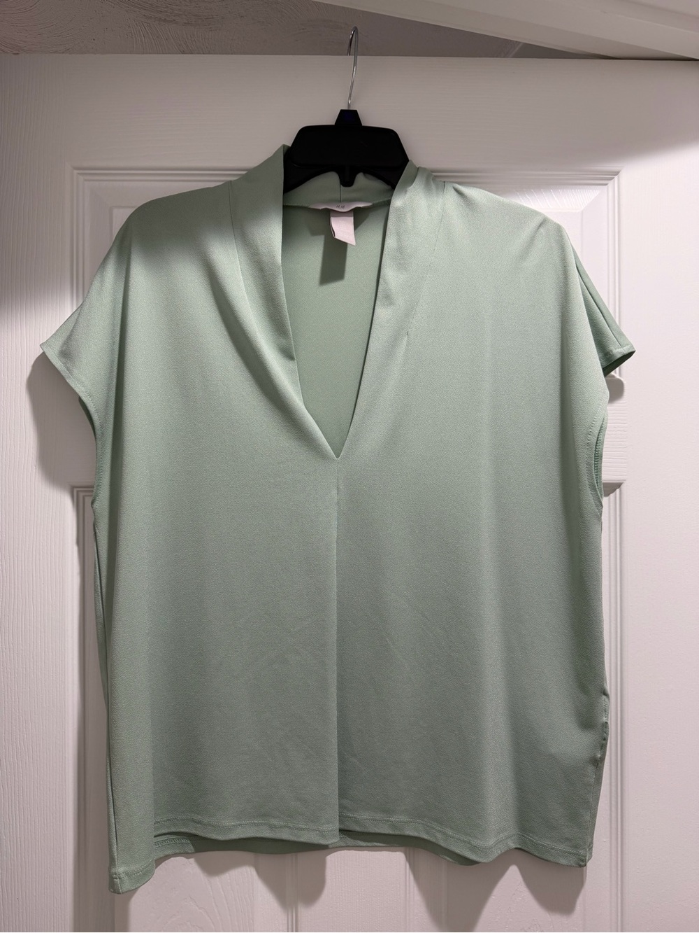 H&M Pale Sage V-Neck Short Sleeve Blouse